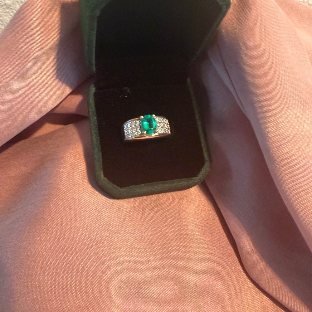 14kt Emerald and Diamond Ring
